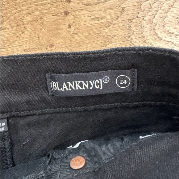 Blank NYC - Raw Hem Denim Mini Skirt in Black - Picture 2 of 3